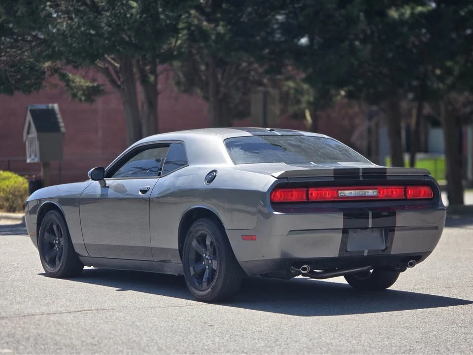 2012 Dodge Challenger 3rd Gen - Image 7 of 16