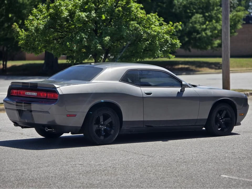 2012 Dodge Challenger 3rd Gen - Image 10 of 16