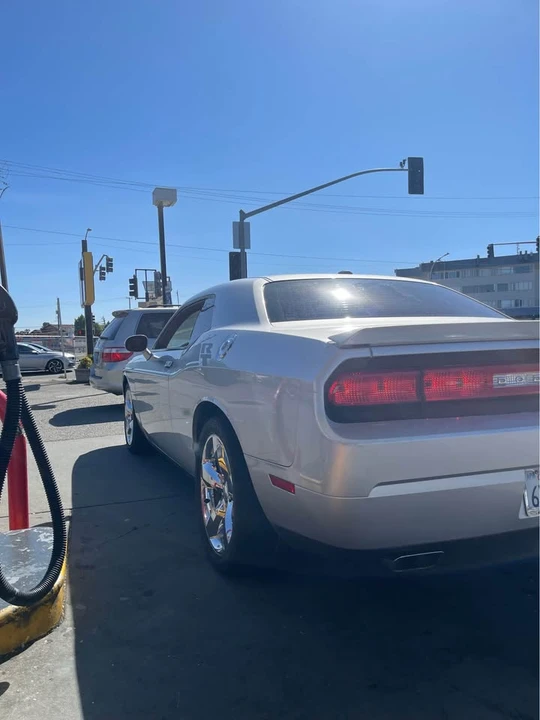 2012 Dodge Challenger 3rd Gen - Image 11 of 11