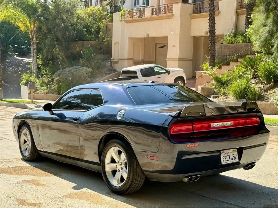 2012 Dodge Challenger 3rd Gen - Image 5 of 20