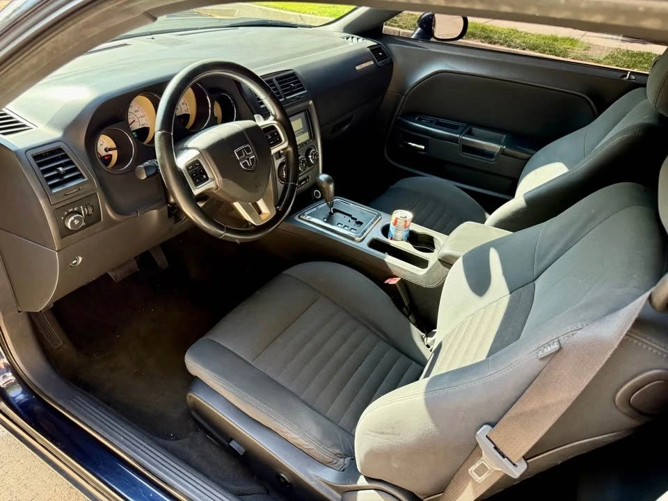 2012 Dodge Challenger 3rd Gen - Image 16 of 20