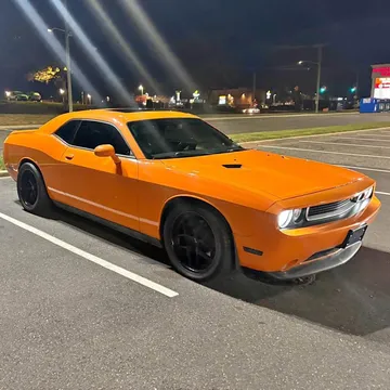 2012 Dodge Challenger R/T Plus