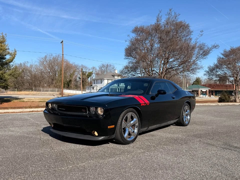 2012 Dodge Challenger 3rd Gen - Image 4 of 18