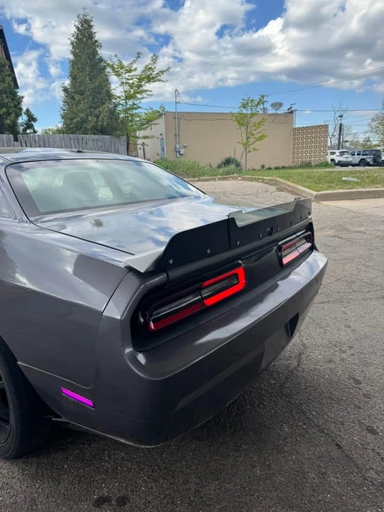 2012 Dodge Challenger 3rd Gen - Image 4 of 13