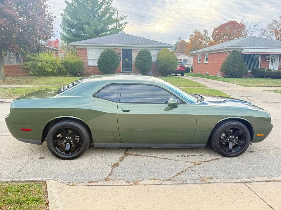 2012 Dodge Challenger 3rd Gen - Image 5 of 13