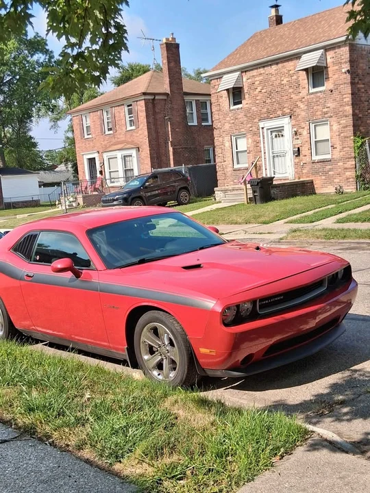 2012 Dodge Challenger 3rd Gen - Image 2 of 5