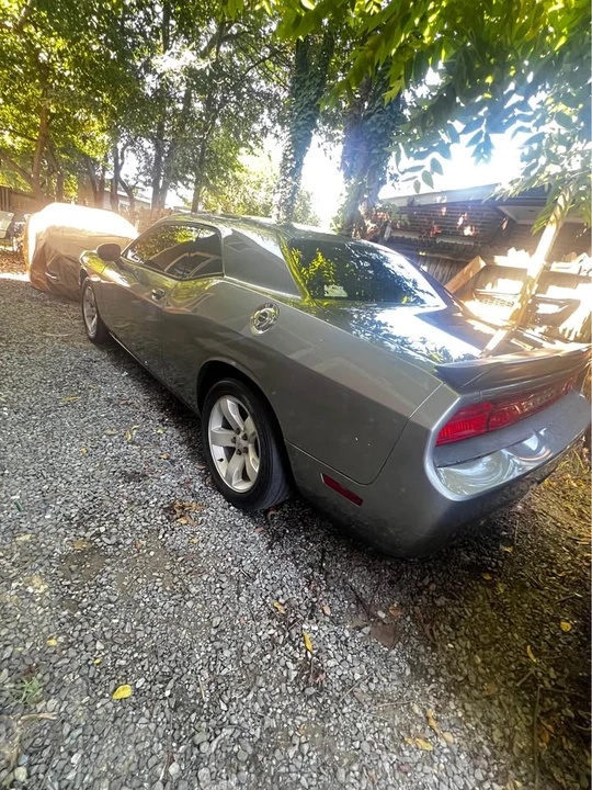 2012 Dodge Challenger 3rd Gen - Image 7 of 12
