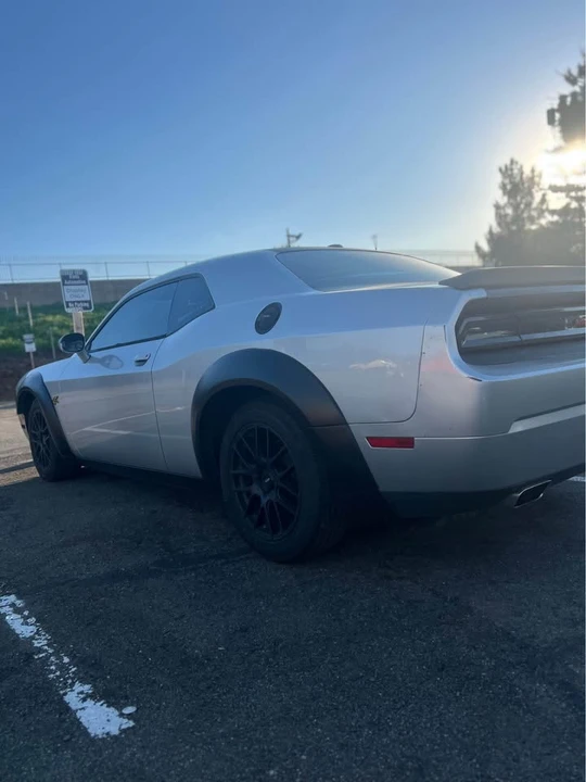 2012 Dodge Challenger 3rd Gen - Image 3 of 7