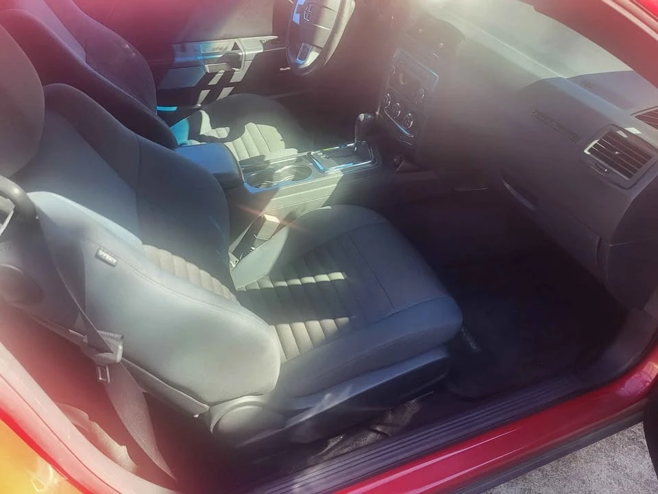 2012 Dodge Challenger 3rd Gen - Image 6 of 10