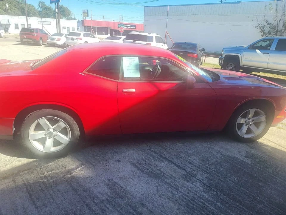 2012 Dodge Challenger 3rd Gen - Image 5 of 10