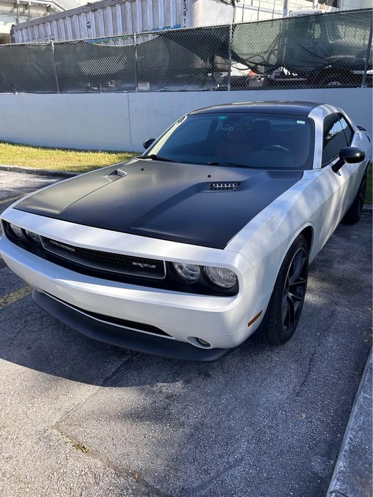 2012 Dodge Challenger 3rd Gen - Image 4 of 7