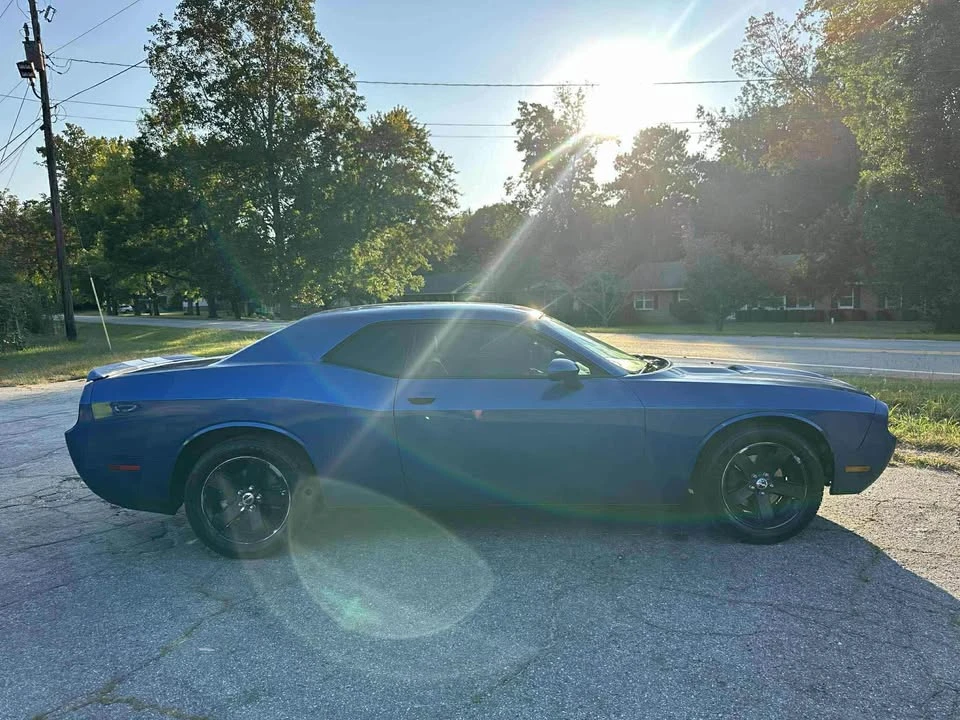2012 Dodge Challenger 3rd Gen - Image 10 of 17