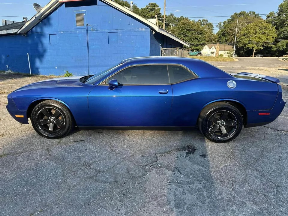 2012 Dodge Challenger 3rd Gen - Image 6 of 17