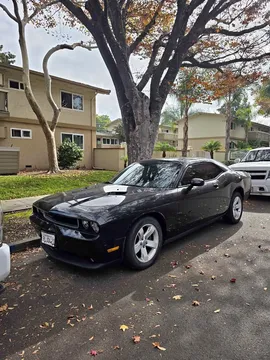 2012 Dodge Challenger SXT Coupe