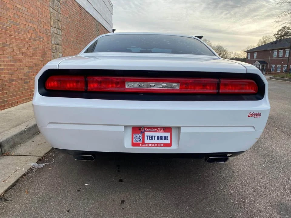 2012 Dodge Challenger 3rd Gen - Image 10 of 18