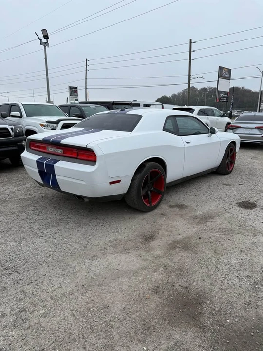 2012 Dodge Challenger 3rd Gen - Image 6 of 10