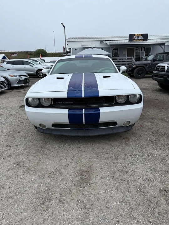 2012 Dodge Challenger 3rd Gen - Image 4 of 10