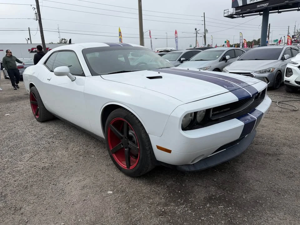 2012 Dodge Challenger 3rd Gen - Image 3 of 7