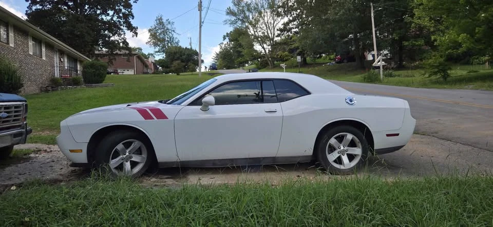 2012 Dodge Challenger 3rd Gen - Image 4 of 8