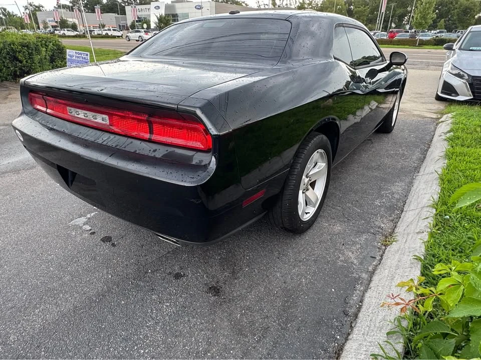 2012 Dodge Challenger 3rd Gen - Image 3 of 13