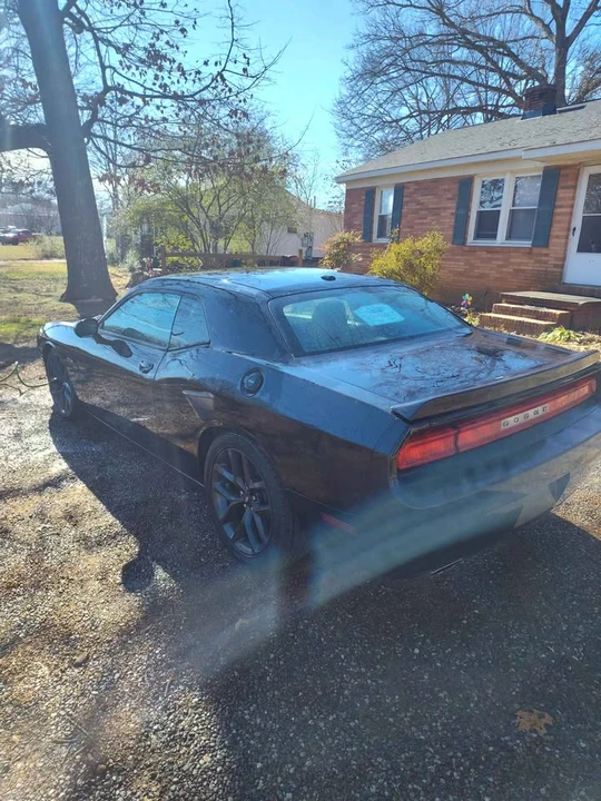 2012 Dodge Challenger 3rd Gen - Image 5 of 9