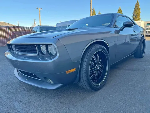 2012 Dodge Challenger SXT