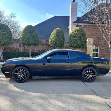 2012 Dodge Challenger SXT Coupe