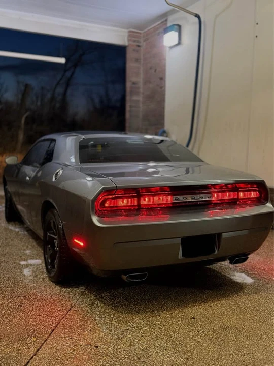 2012 Dodge Challenger 3rd Gen - Image 5 of 15