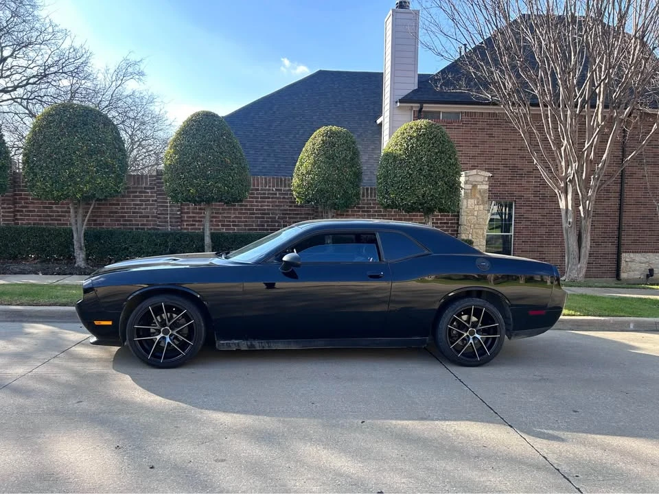 2012 Dodge Challenger 3rd Gen - Image 4 of 13