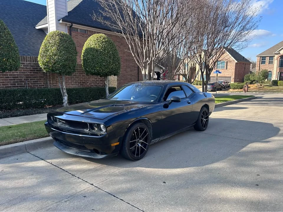 2012 Dodge Challenger 3rd Gen - Image 5 of 13