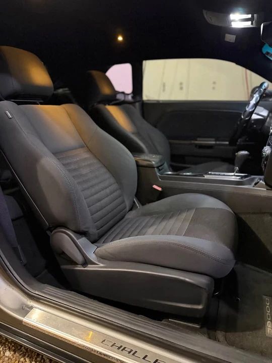 2012 Dodge Challenger 3rd Gen - Image 10 of 15