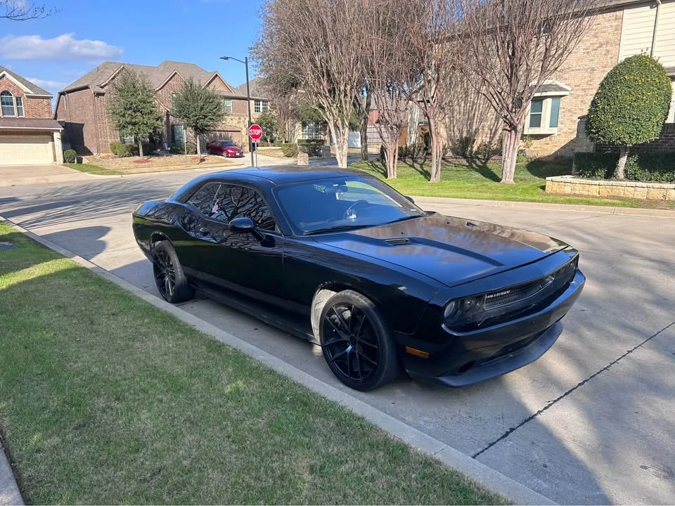 2012 Dodge Challenger 3rd Gen - Image 3 of 13