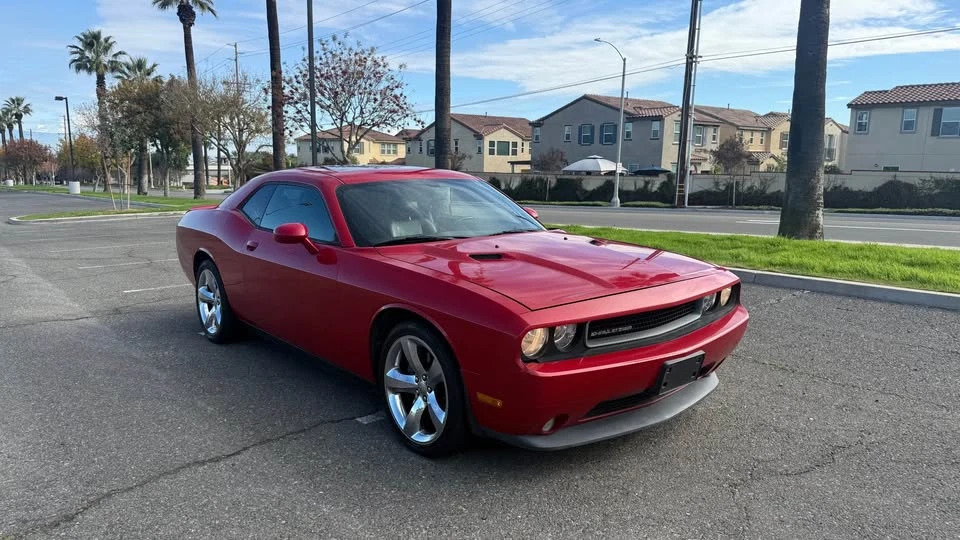 2012 Dodge Challenger 3rd Gen - Image 2 of 11