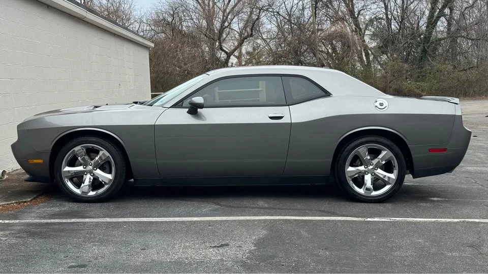 2012 Dodge Challenger 3rd Gen - Image 7 of 18
