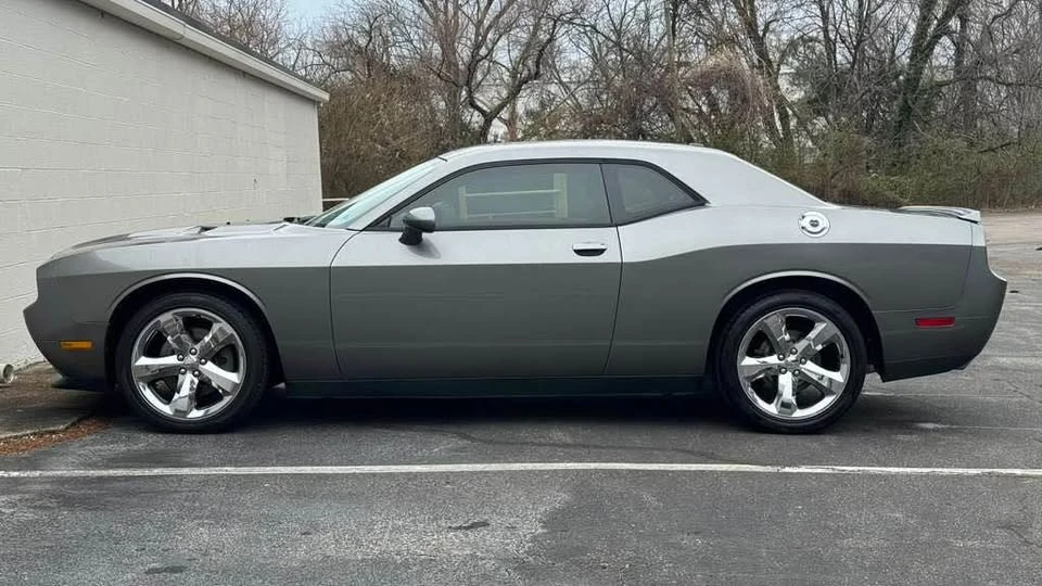 2012 Dodge Challenger 3rd Gen - Image 6 of 15