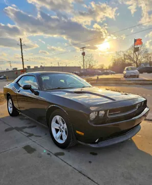 2012 Dodge Challenger SXT Coupe