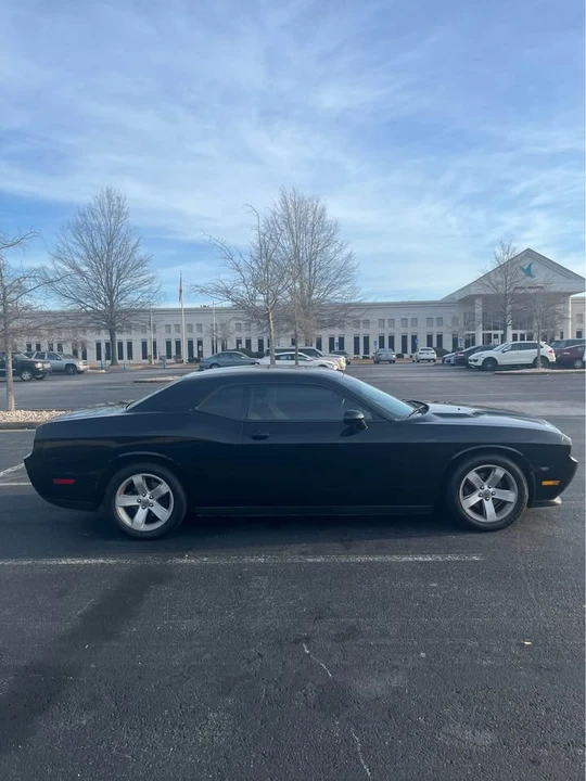 2012 Dodge Challenger 3rd Gen - Image 3 of 15