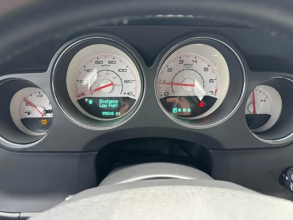 2012 Dodge Challenger 3rd Gen - Image 19 of 20