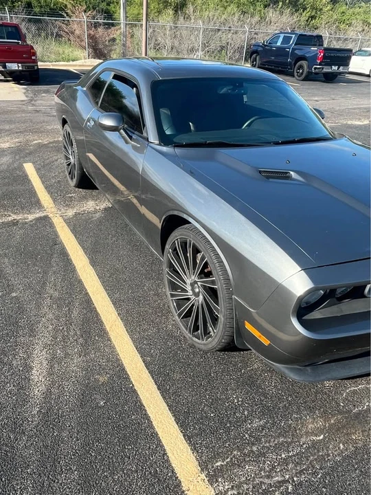 2012 Dodge Challenger 3rd Gen - Image 6 of 11