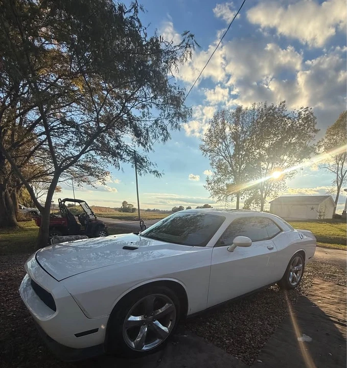 2012 Dodge Challenger 3rd Gen - Image 2 of 5