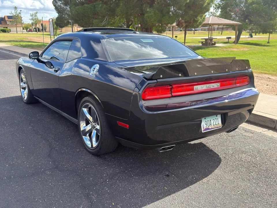 2012 Dodge Challenger 3rd Gen - Image 4 of 17