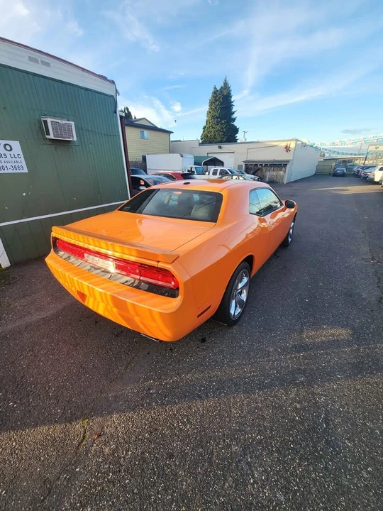 2012 Dodge Challenger 3rd Gen - Image 8 of 13