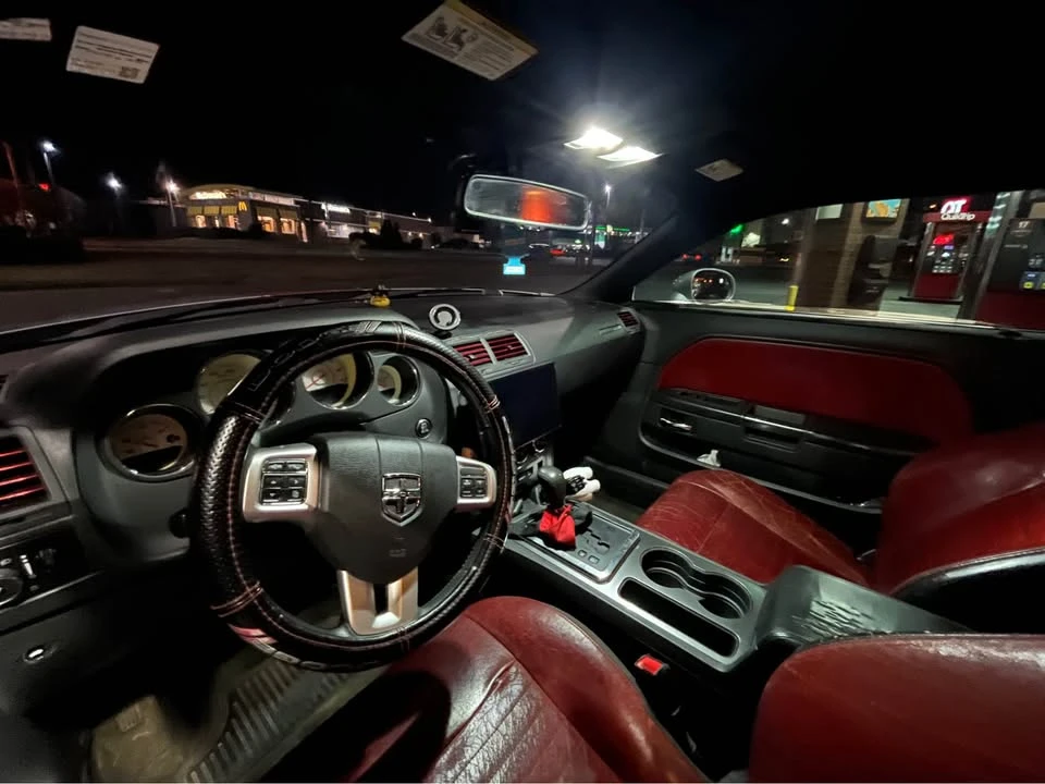 2012 Dodge Challenger 3rd Gen - Image 5 of 9
