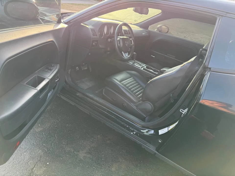 2012 Dodge Challenger 3rd Gen - Image 6 of 11