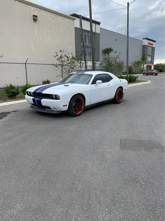 2012 Dodge Challenger 3rd Gen - Image 2 of 9
