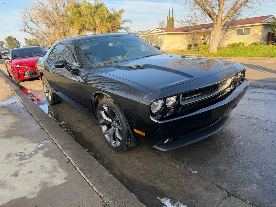 2012 Dodge Challenger 3rd Gen - Image 5 of 11