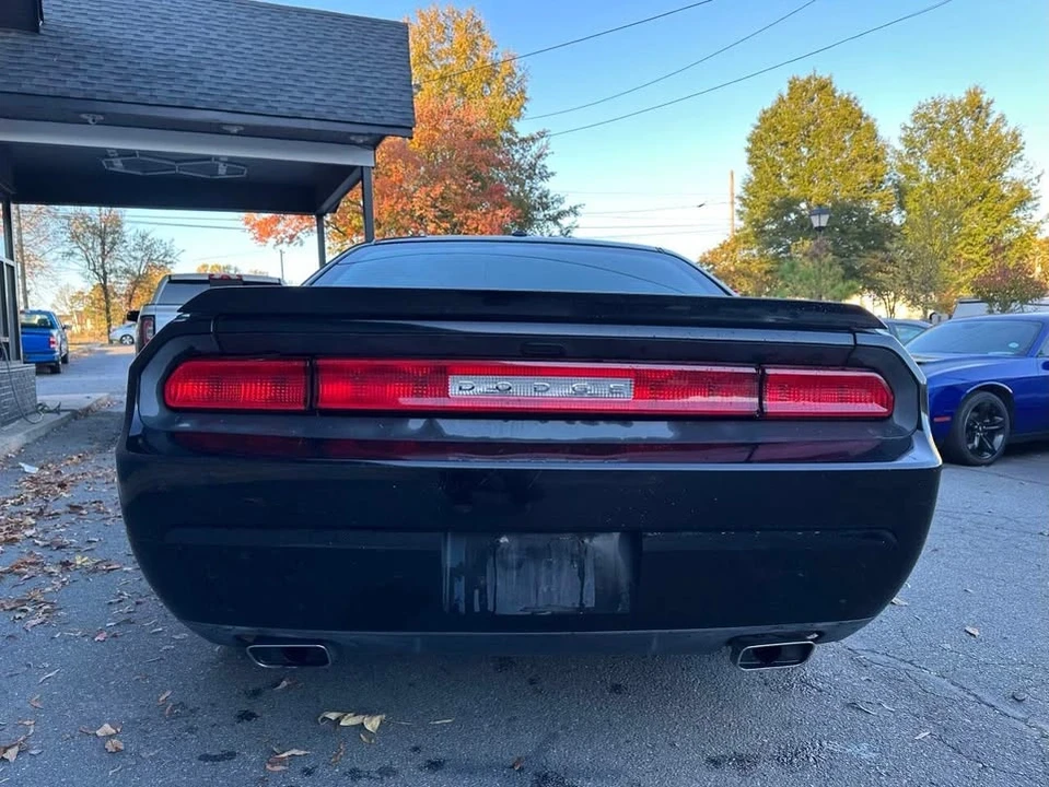 2012 Dodge Challenger 3rd Gen - Image 6 of 12