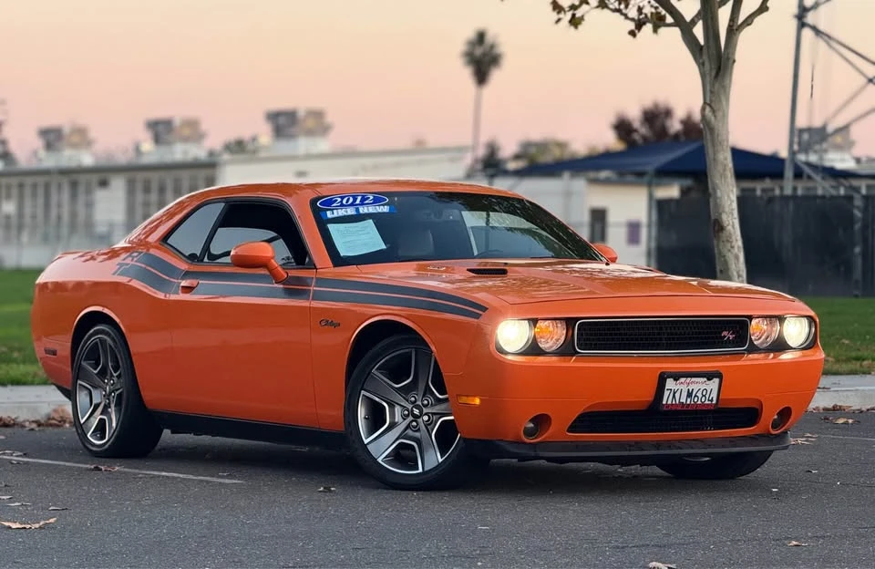 2012 Dodge Challenger 3rd Gen - Image 2 of 18