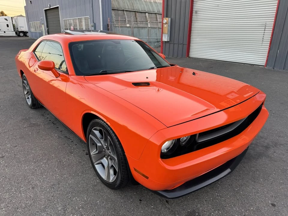 2012 Dodge Challenger 3rd Gen - Image 7 of 17