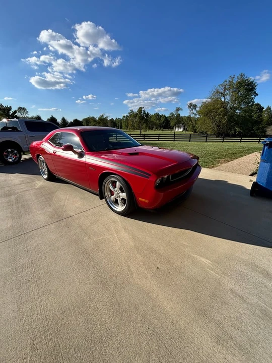 2012 Dodge Challenger 3rd Gen - Image 3 of 7